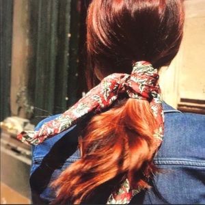 Brand New Sèzane Scarf in Biological Cotton